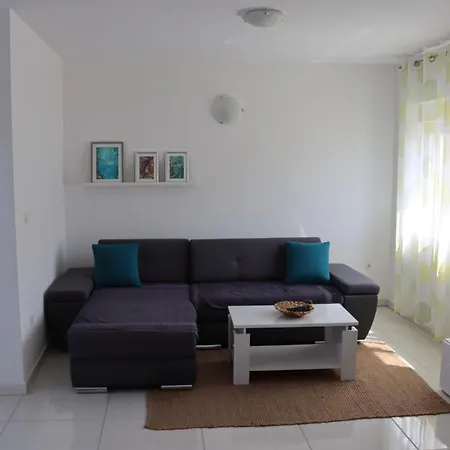 Gordana Apartment Vir